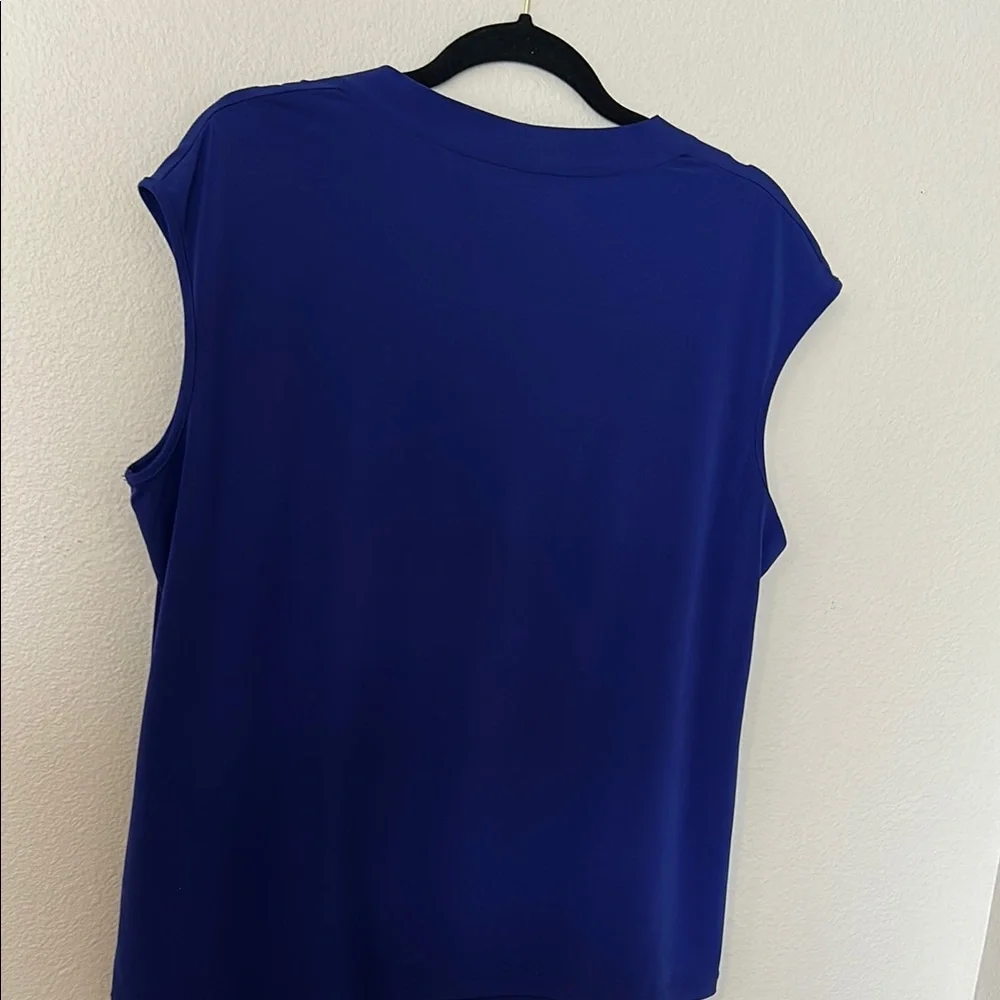 Top in Blue - Picture 5 of 11